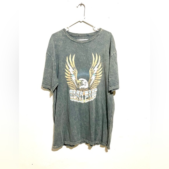 Lotus Fashions Other - Lotus Fashion Los Angeles Born Free Graphic Tee Size XL